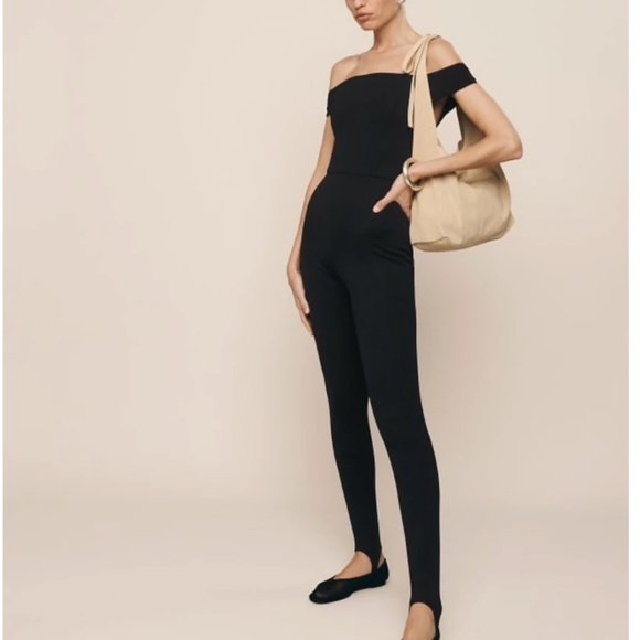 ✨ SALE✨ Reformation Ryder Knit Jumpsuit - Black Stretchy Fabric - Picture 1 of 9